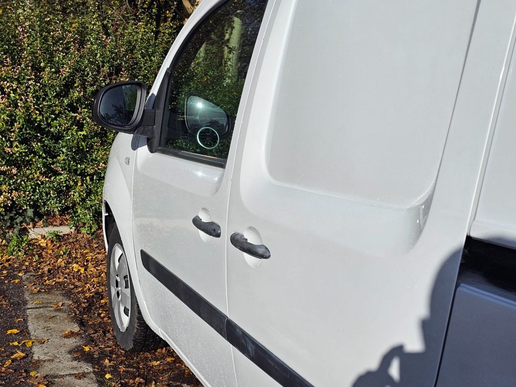 Used Renault Kangoo 2019 for sale - 76569782: Photo 42