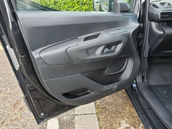 Used Peugeot Partner 2019 for sale - 70583891: Photo 21