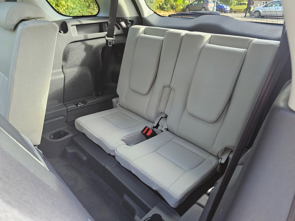 Used Land Rover Discovery Sport 2017 for sale - 76470303: Photo 19