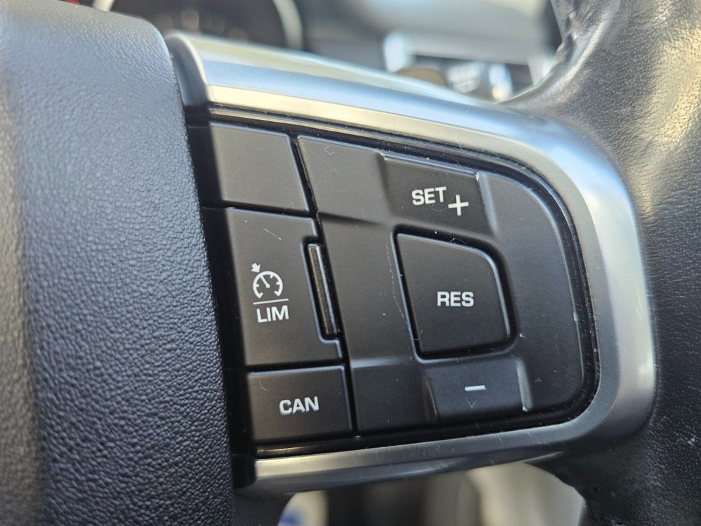 Used Land Rover Discovery Sport 2017 for sale - 76470303: Photo 31