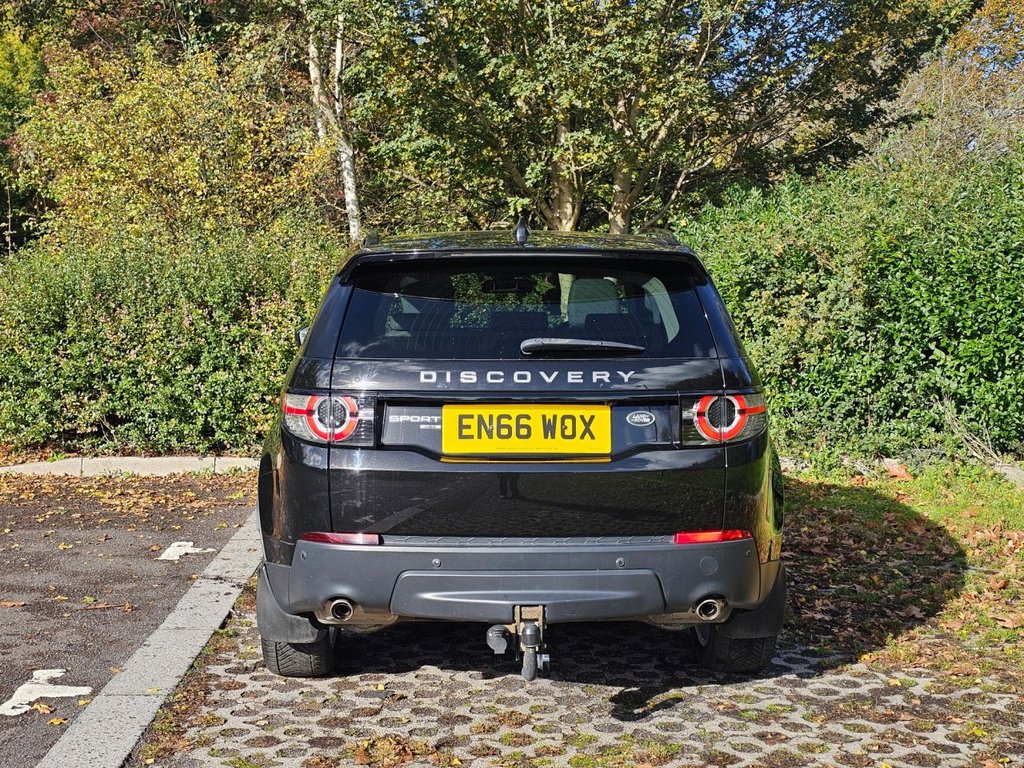 Used Land Rover Discovery Sport 2017 for sale - 76470303: Photo 5