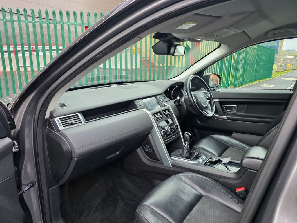 Used Land Rover Discovery Sport 2016 for sale - 77582971: Photo 13