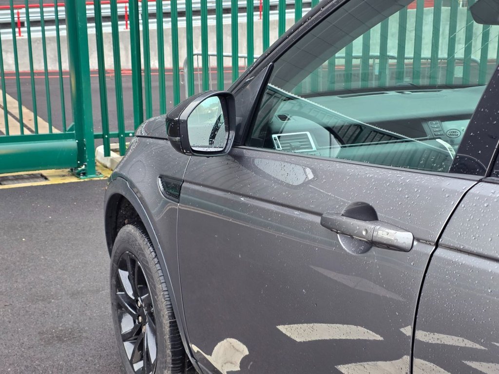 Used Land Rover Discovery Sport 2016 for sale - 77582971: Photo 31