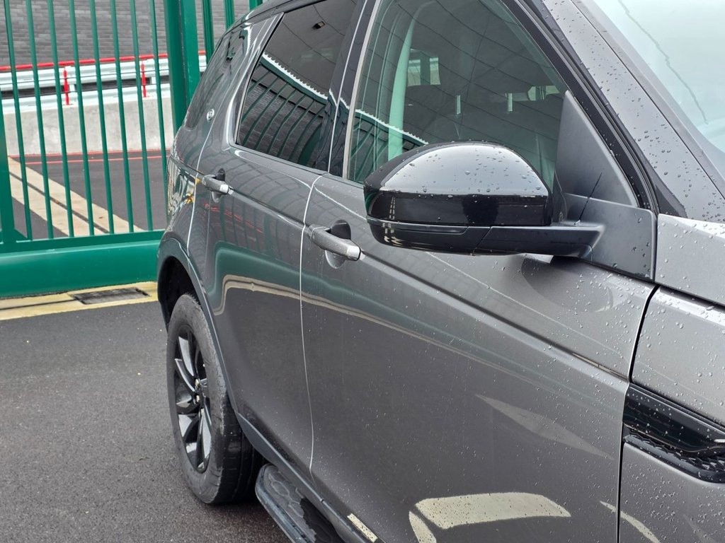 Used Land Rover Discovery Sport 2016 for sale - 77582971: Photo 42