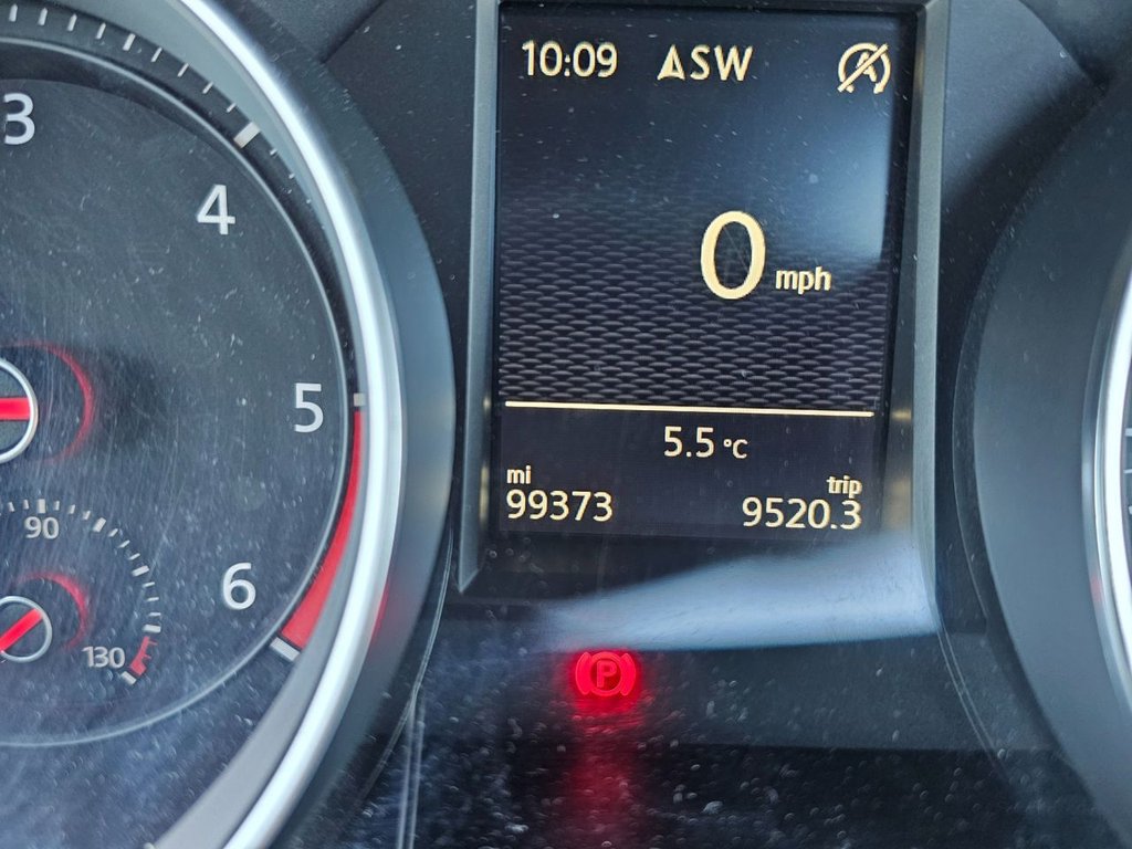 Used Volkswagen Golf 2015 for sale - 76655345: Photo 10