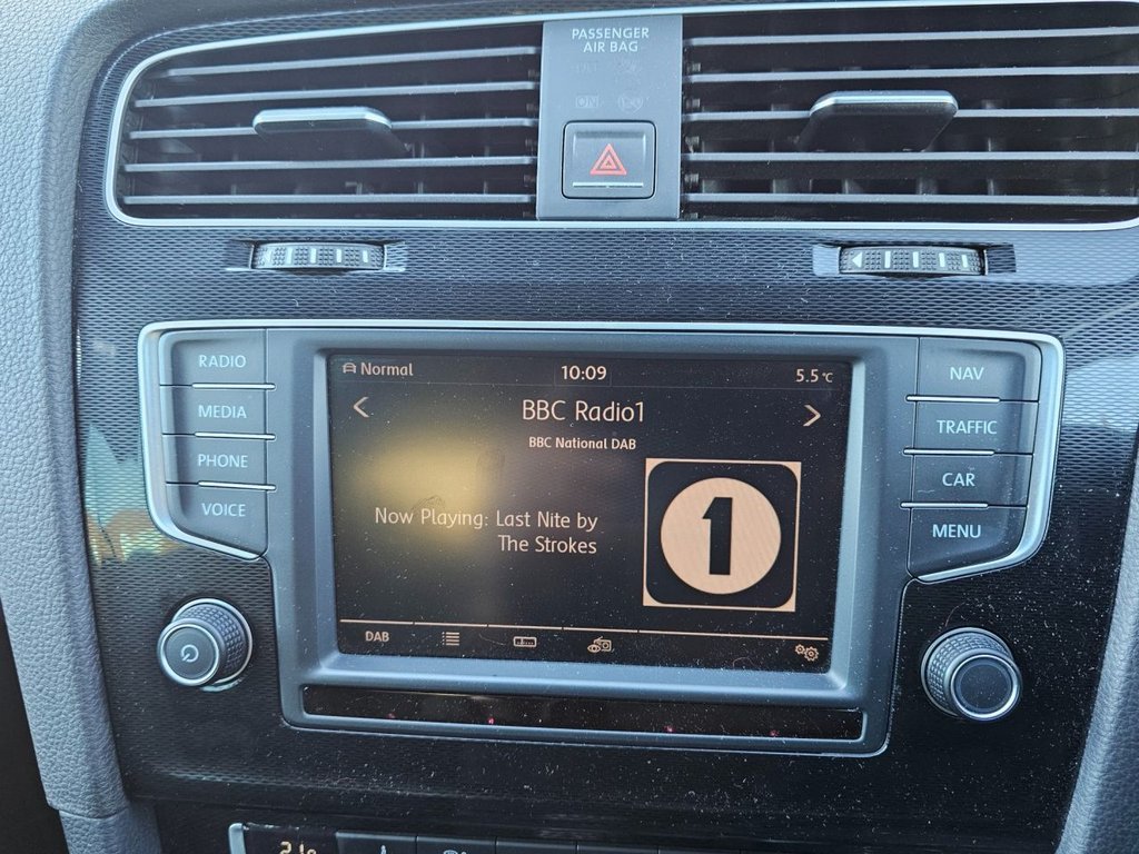 Used Volkswagen Golf 2015 for sale - 76655345: Photo 14