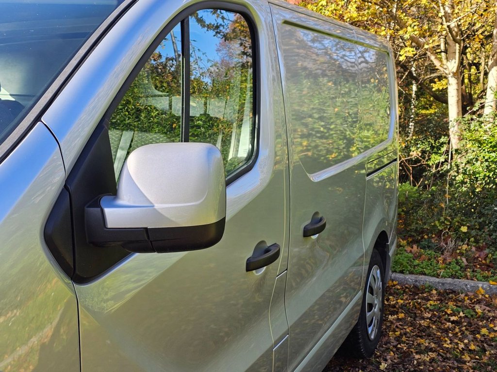 Used Vauxhall Vivaro 2017 for sale - 77966641: Photo 48