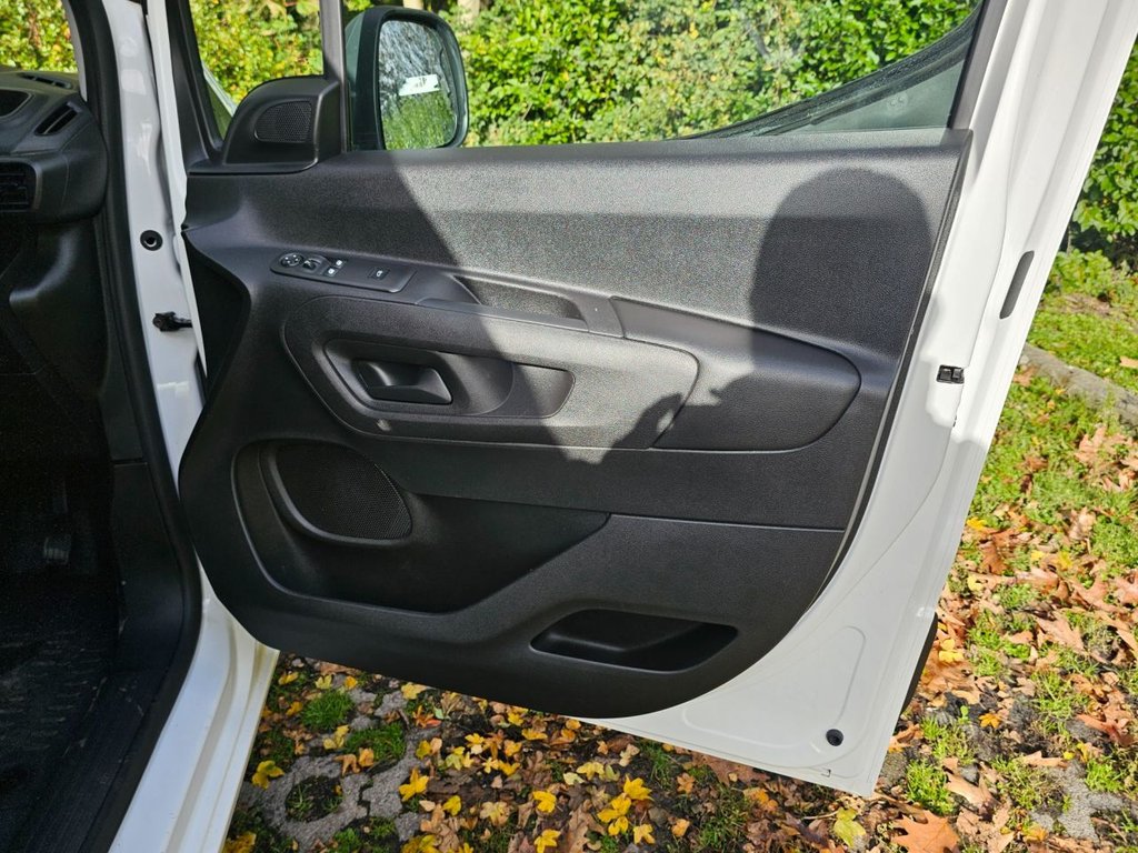 Used Citroen Berlingo 2020 for sale - 76469726: Photo 40