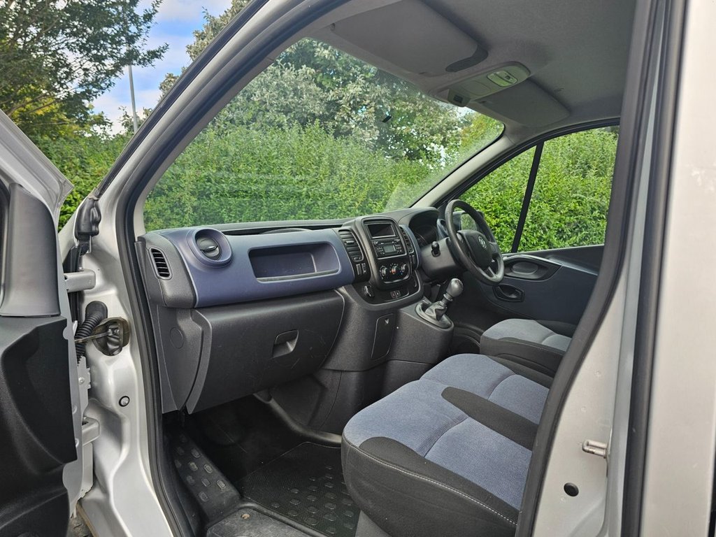 Used Vauxhall Vivaro 2018 for sale - 76470057: Photo 13