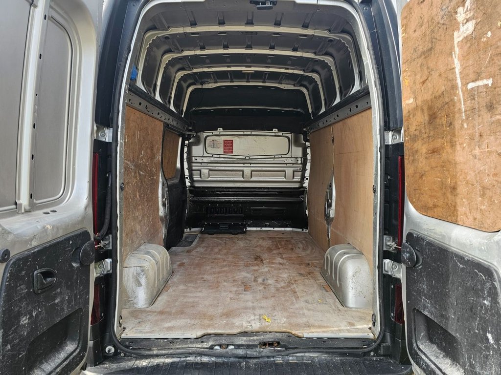Used Vauxhall Vivaro 2018 for sale - 76470057: Photo 16