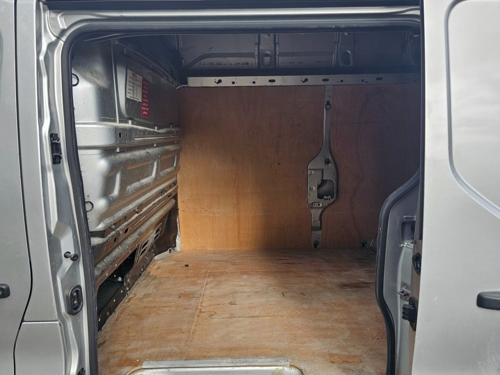 Used Vauxhall Vivaro 2018 for sale - 76470057: Photo 19