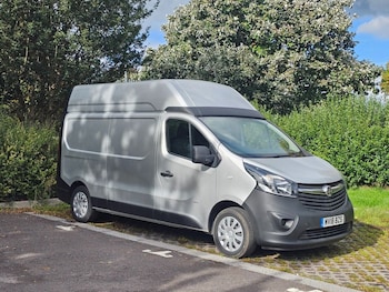 Vauxhall - Vivaro