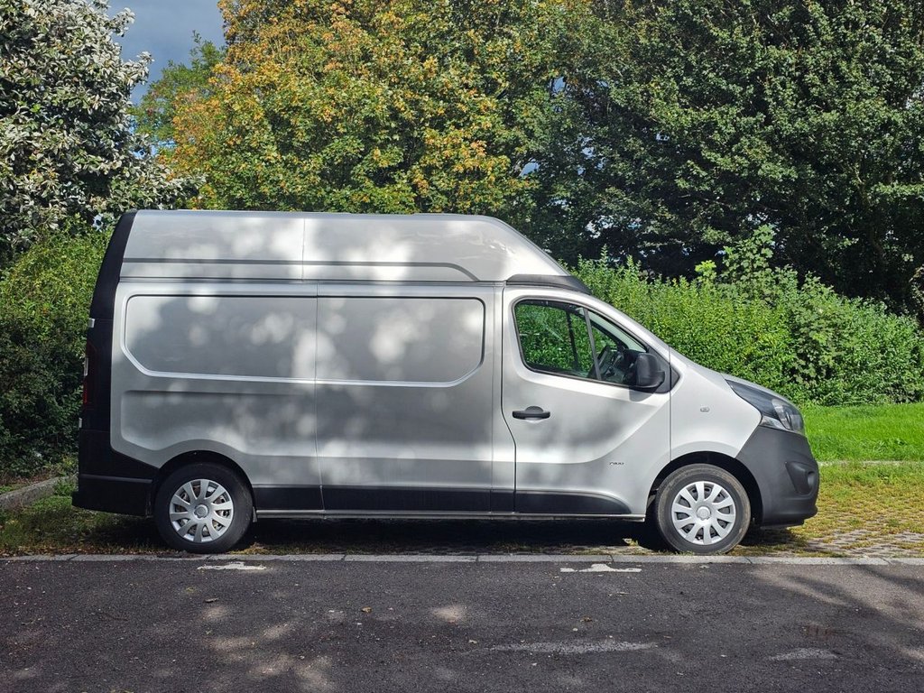 Used Vauxhall Vivaro 2018 for sale - 76470057: Photo 2