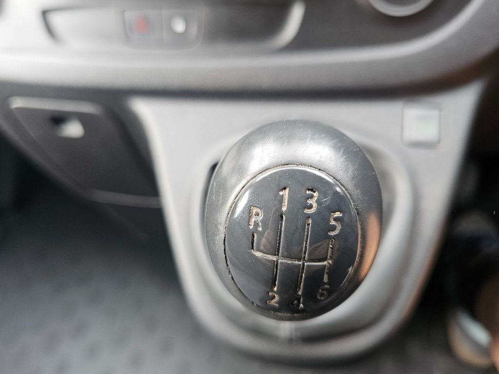 Used Vauxhall Vivaro 2018 for sale - 76470057: Photo 25