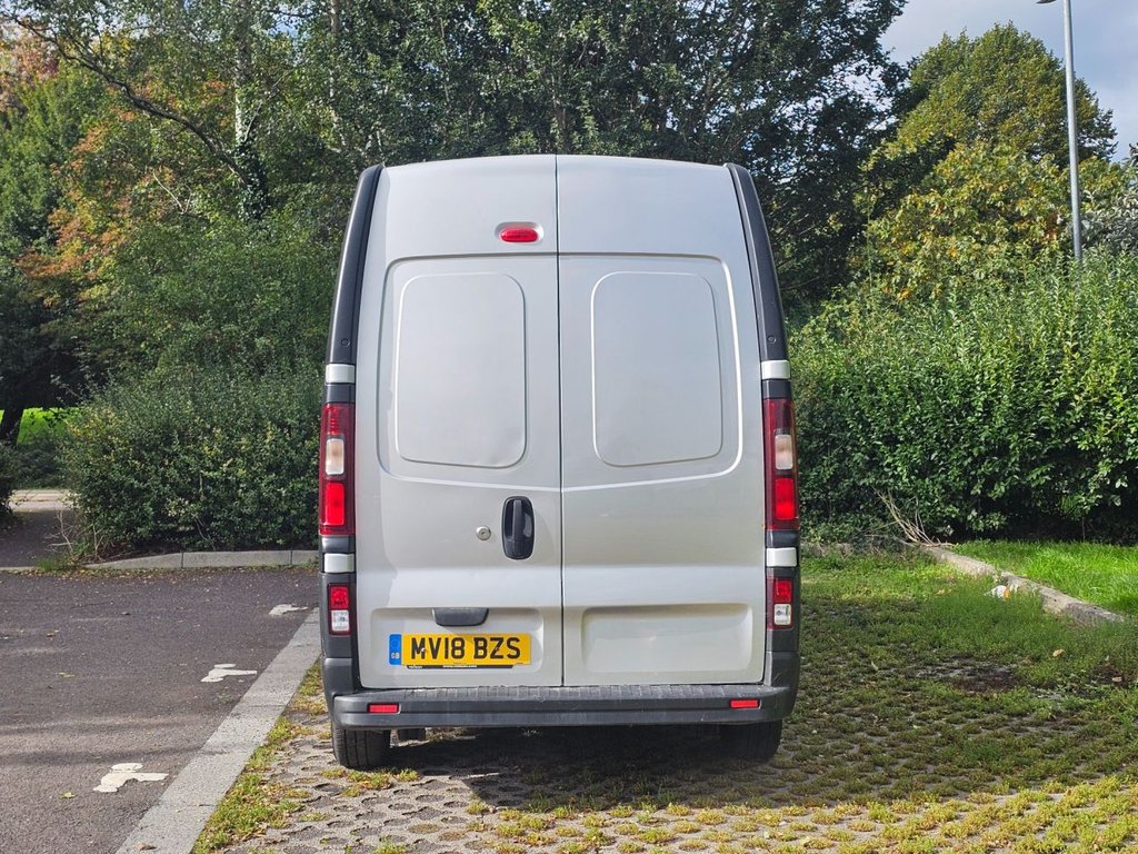 Used Vauxhall Vivaro 2018 for sale - 76470057: Photo 5
