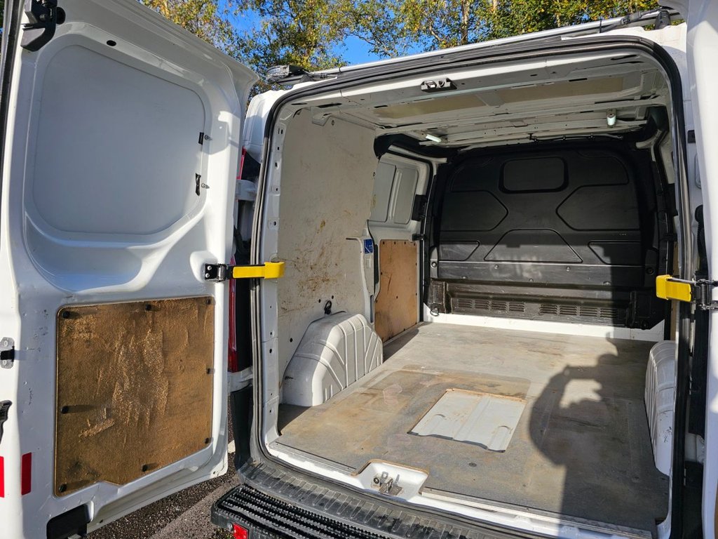 Used Ford Transit Custom 2017 for sale - 76469729: Photo 16