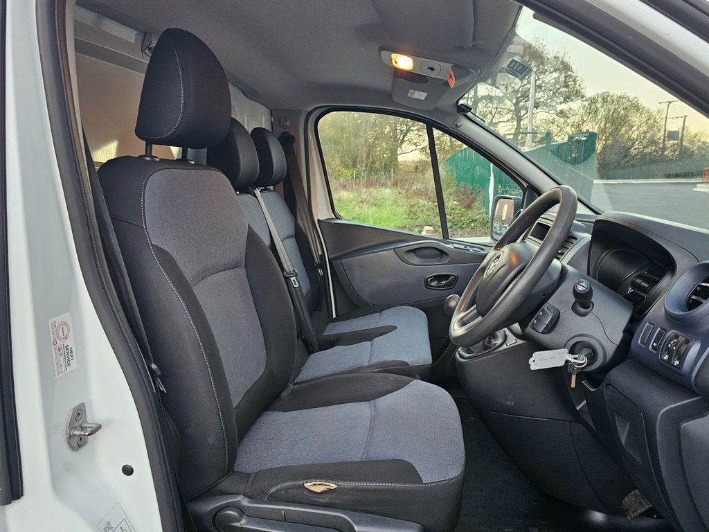 Used Vauxhall Vivaro 2016 for sale - 76665675: Photo 11