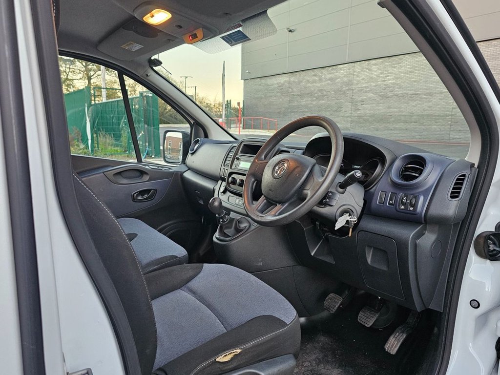Used Vauxhall Vivaro 2016 for sale - 76665675: Photo 12