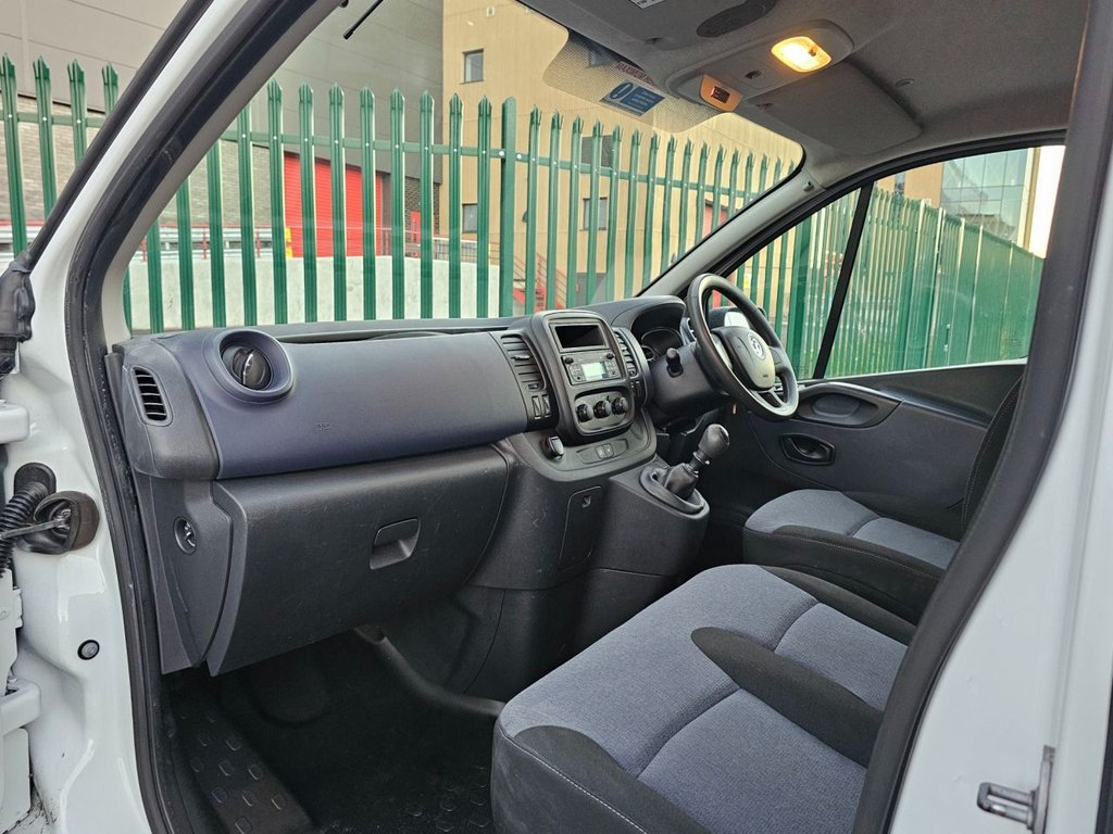 Used Vauxhall Vivaro 2016 for sale - 76665675: Photo 14