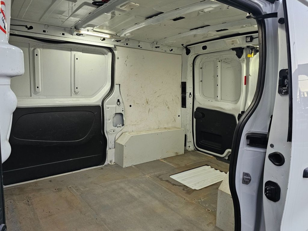 Used Vauxhall Vivaro 2016 for sale - 76665675: Photo 15