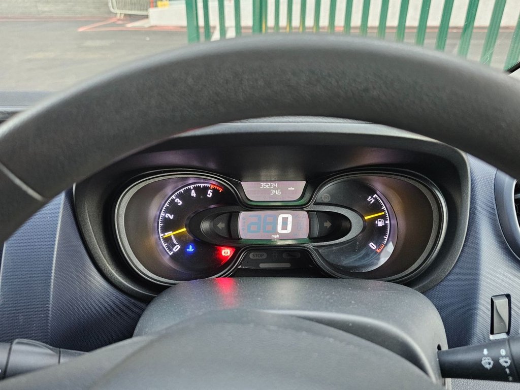 Used Vauxhall Vivaro 2016 for sale - 76665675: Photo 24