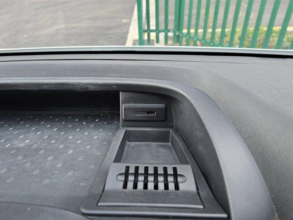 Used Vauxhall Vivaro 2016 for sale - 76665675: Photo 25