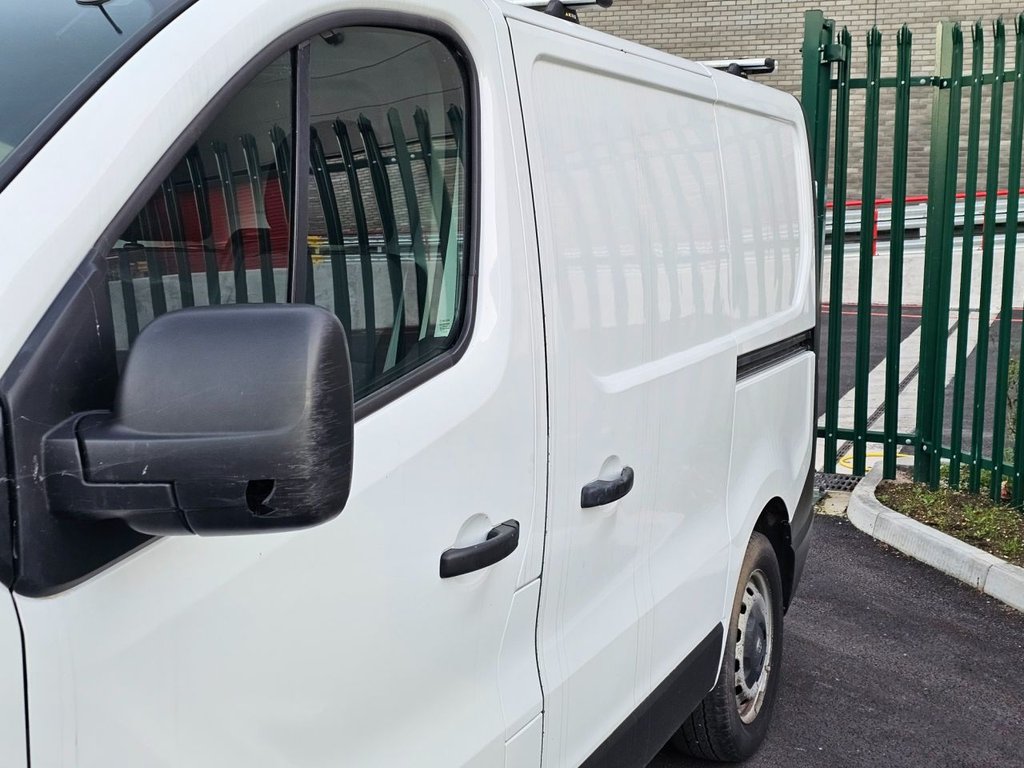 Used Vauxhall Vivaro 2016 for sale - 76665675: Photo 43