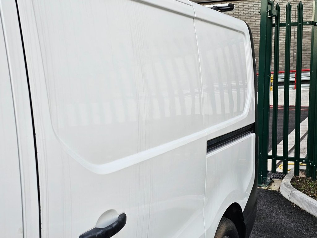 Used Vauxhall Vivaro 2016 for sale - 76665675: Photo 44