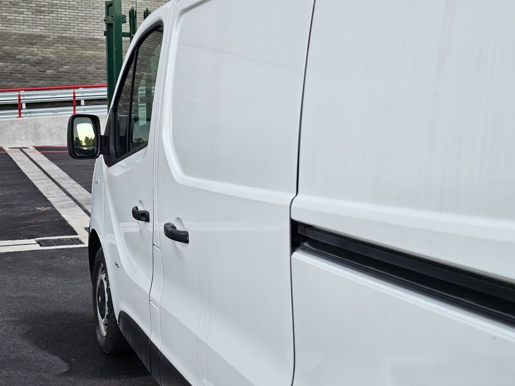 Used Vauxhall Vivaro 2016 for sale - 76665675: Photo 47