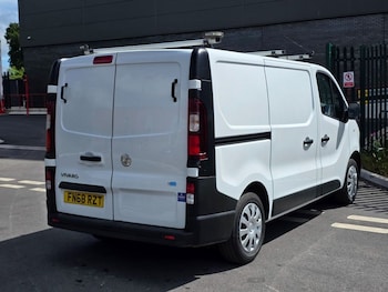 Used Vauxhall Vivaro 2018 for sale - 79071977: Photo