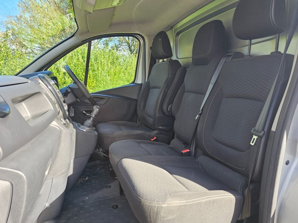 Used Vauxhall Vivaro 2017 for sale - 76470053: Photo 12