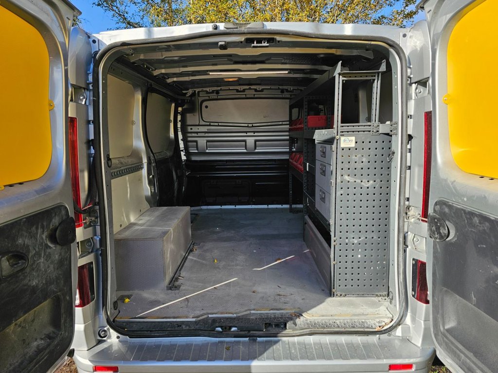 Used Vauxhall Vivaro 2017 for sale - 76470053: Photo 17