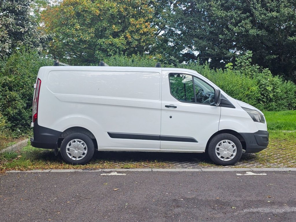 Used Ford Transit Custom 2015 for sale - 76470052: Photo 2