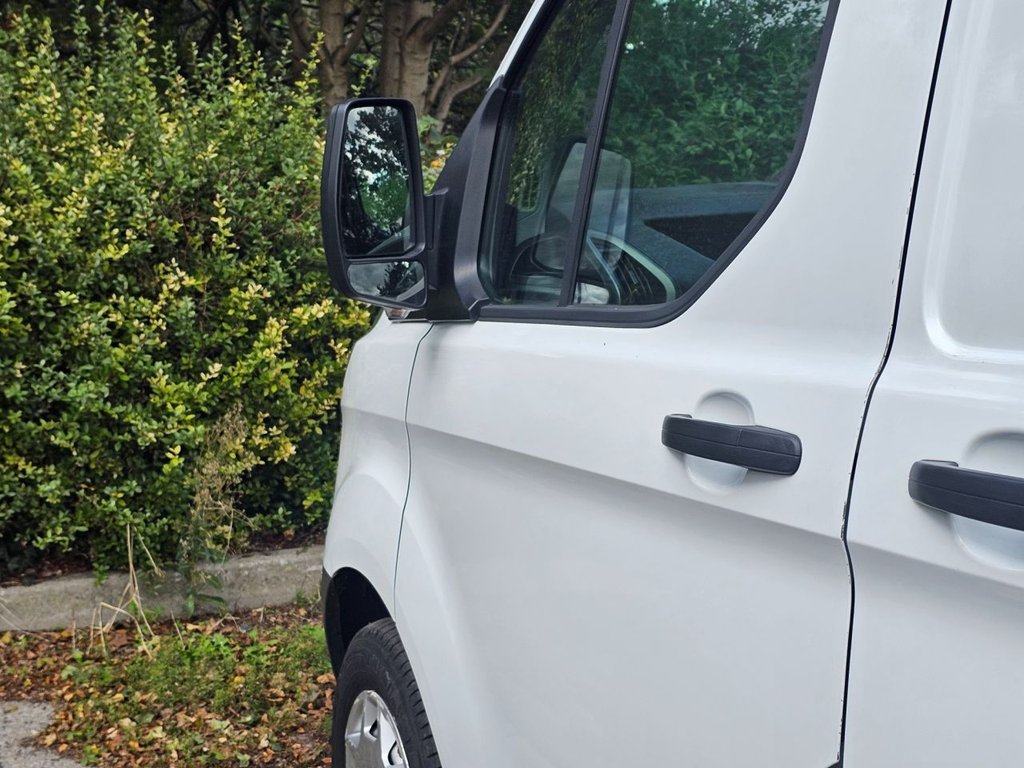 Used Ford Transit Custom 2015 for sale - 76470052: Photo 40