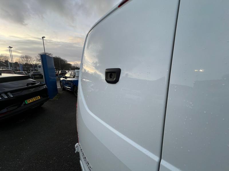 Used Ford Transit Custom 2024 for sale - 77323578: Photo 8