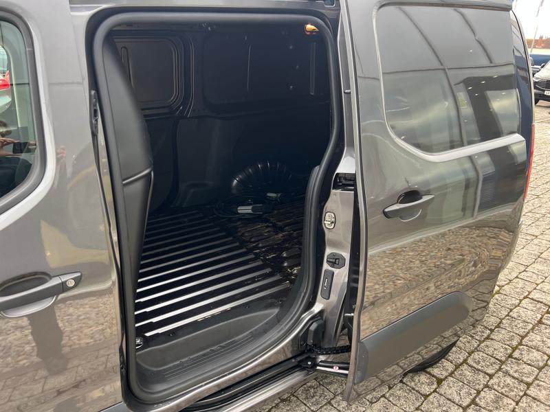 Used Vauxhall Combo Electric 2022 for sale - 76114609: Photo 16
