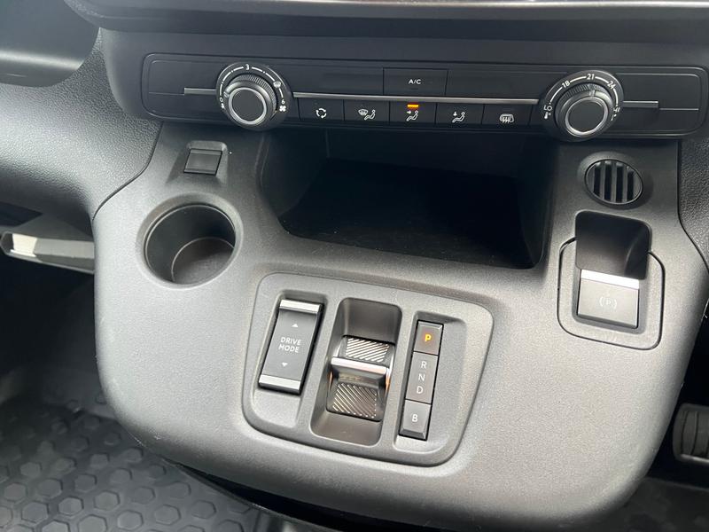 Used Vauxhall Combo Electric 2022 for sale - 76114609: Photo 30