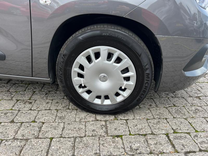 Used Vauxhall Combo Electric 2022 for sale - 76114609: Photo 4