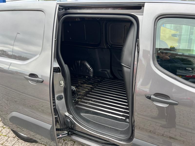 Used Vauxhall Combo Electric 2022 for sale - 76114609: Photo 7