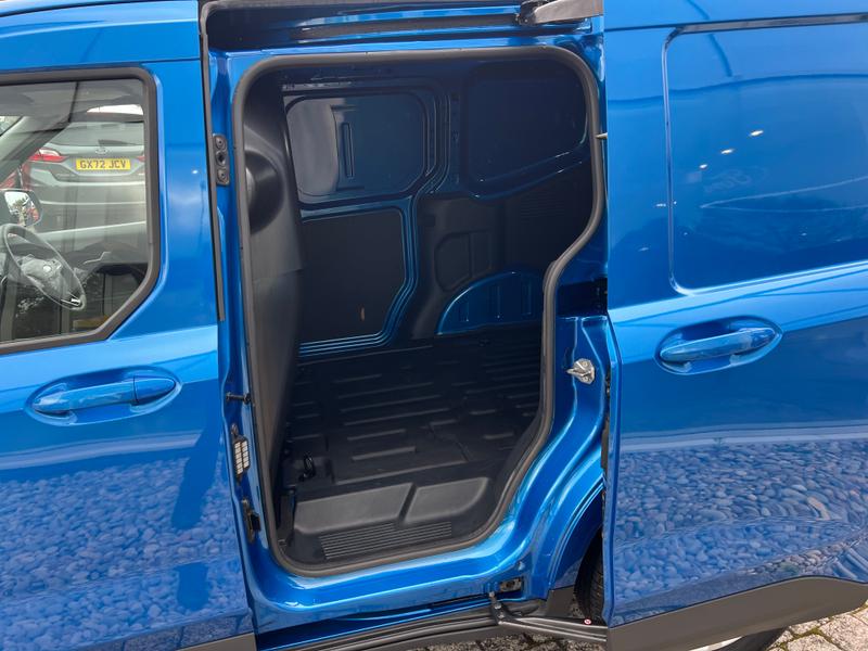 Used Ford Transit Courier 2024 for sale - 76266007: Photo 17