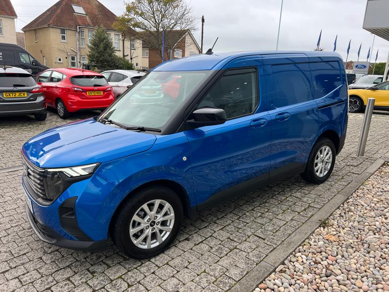 Used Ford Transit Courier 2024 for sale - 76266007: Photo 19