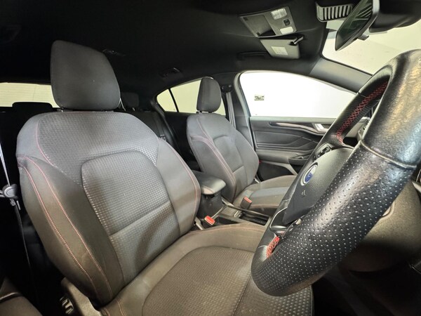 Used Ford Focus 2019 for sale - 75052026: Photo 11