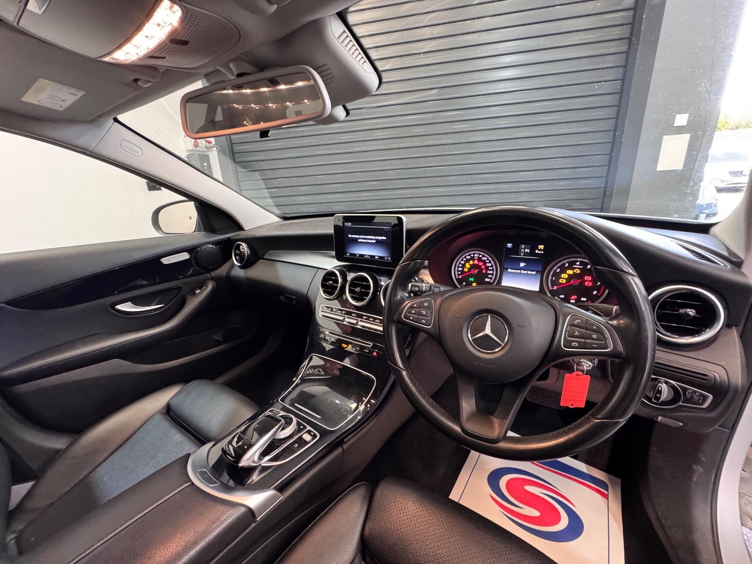 Used Mercedes-Benz C Class 2015 for sale - 76953120: Photo 11