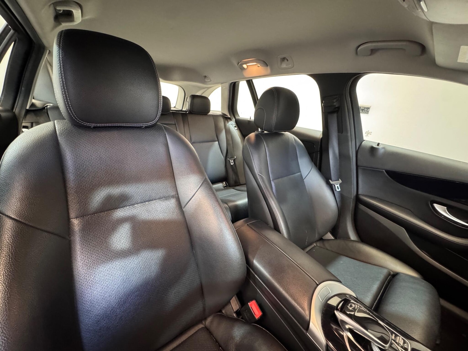 Used Mercedes-Benz C Class 2015 for sale - 76953120: Photo 12