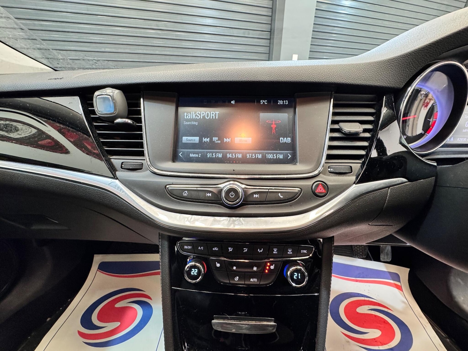 Used Vauxhall Astra 2016 for sale - 77215571: Photo 24