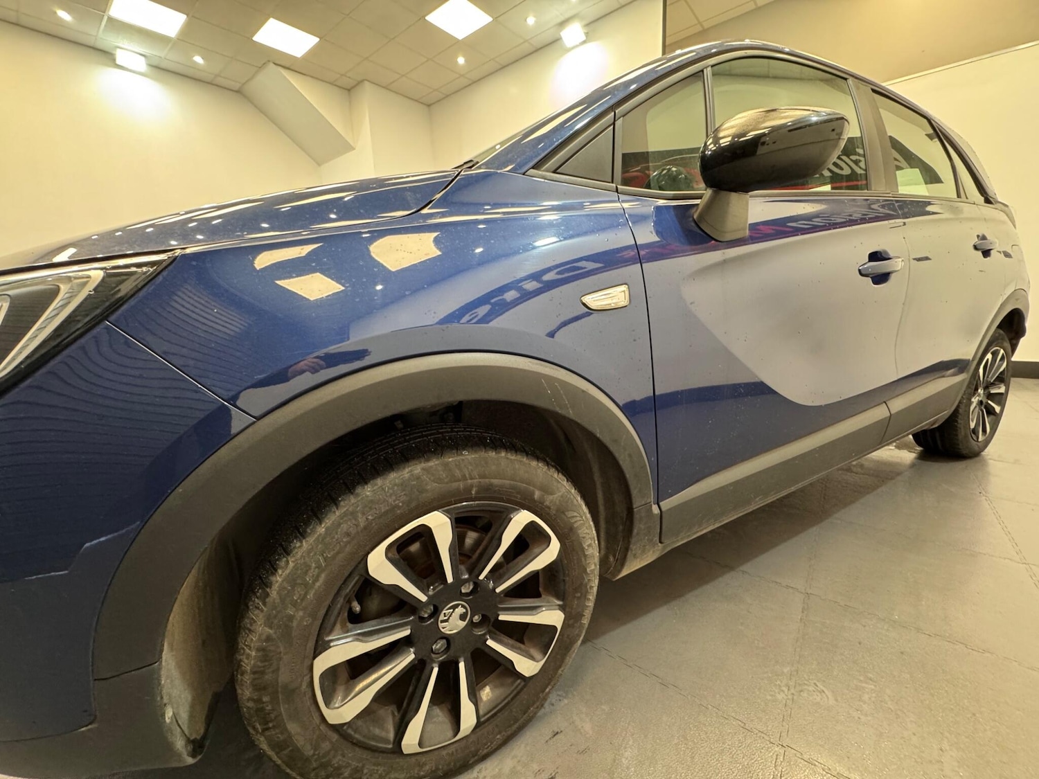 Used Vauxhall Crossland 2021 for sale - 76714735: Photo 2