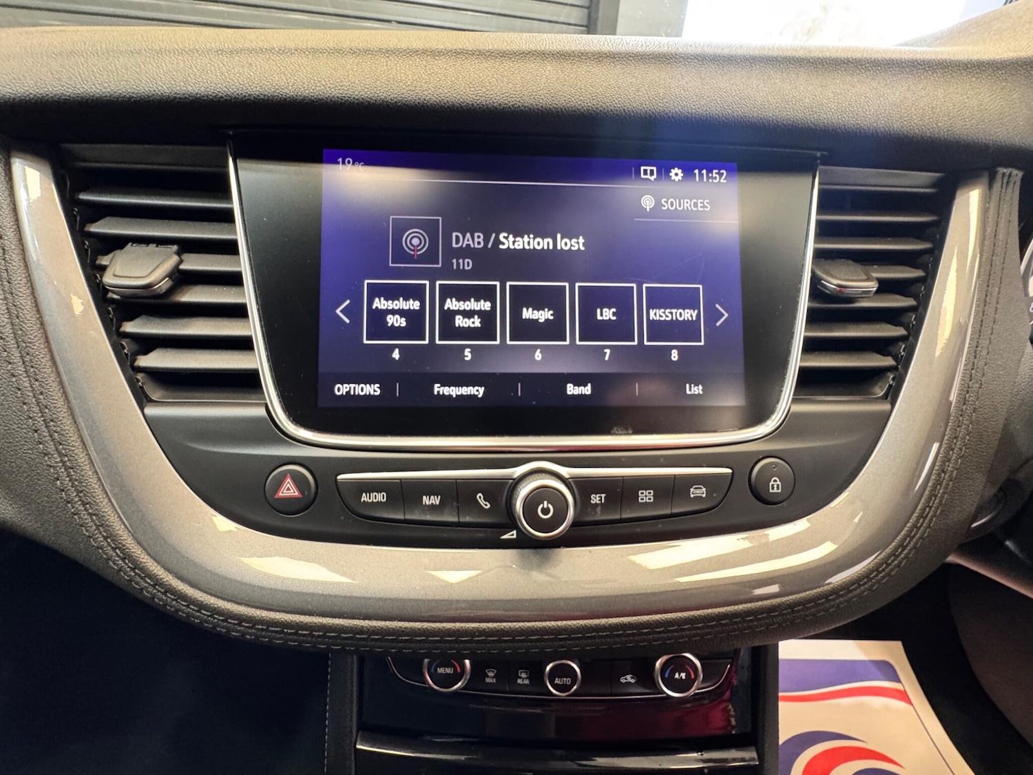 Used Vauxhall Grandland X 2018 for sale - 76409217: Photo 21