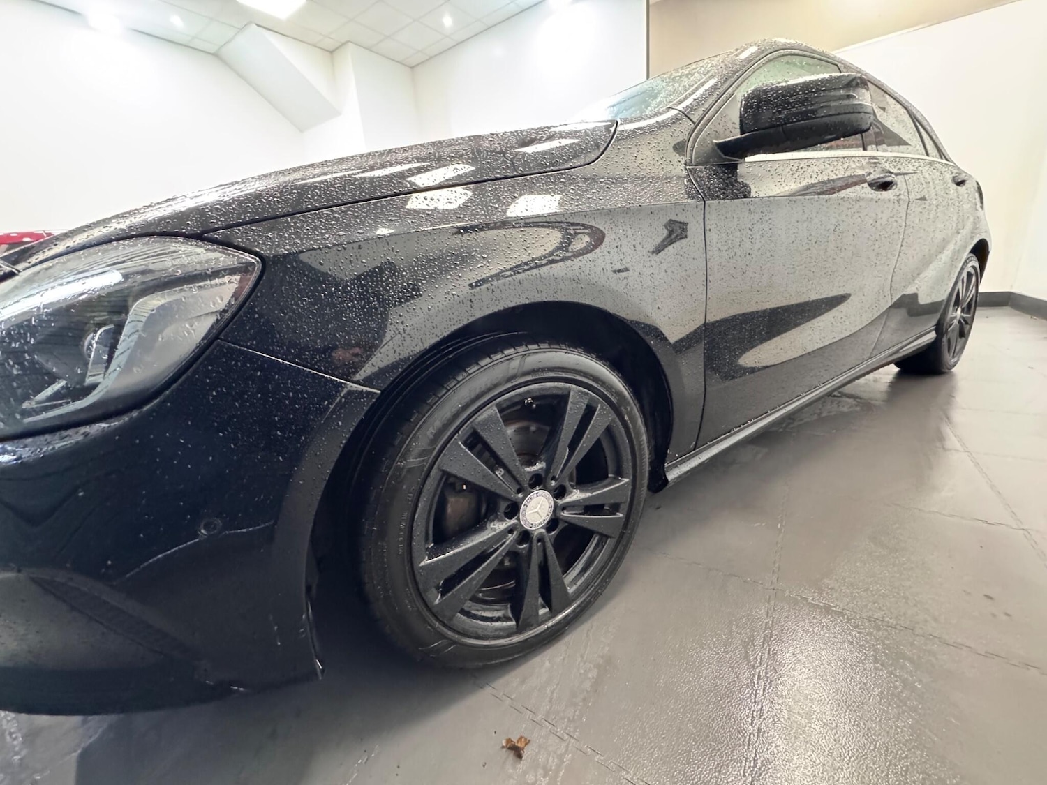 Used Mercedes-Benz A-Class 2016 for sale - 76714812: Photo 2