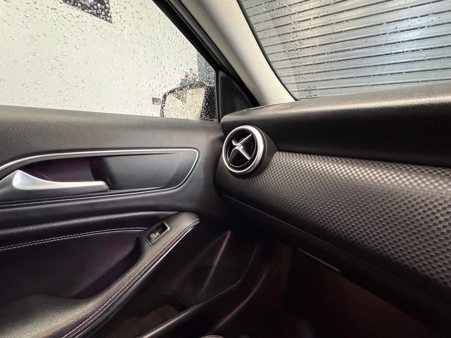 Used Mercedes-Benz A-Class 2016 for sale - 76714812: Photo 32