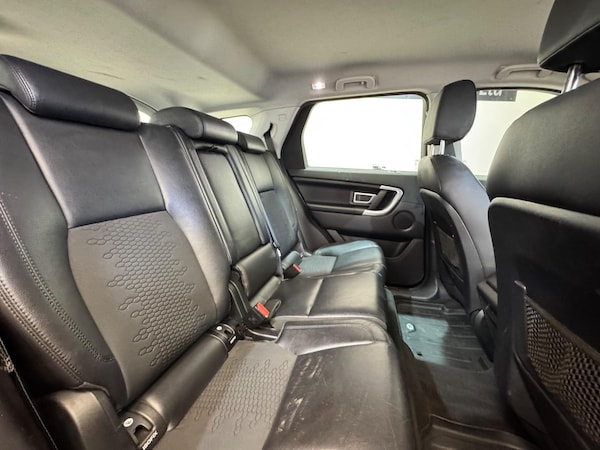 Used Land Rover Discovery Sport 2017 for sale - 75658488: Photo 25